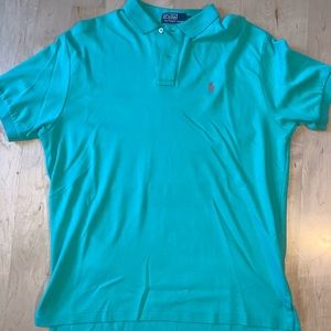 Short sleeved Ralph Lauren polo shirt